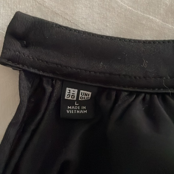 Uniqlo: Sleeveless Mock Neck Swing Top - Picture 6 of 11